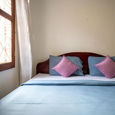 Makers Guesthouse Siem Reap Bagian luar foto