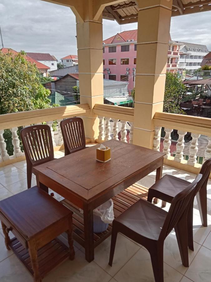Makers Guesthouse Siem Reap Bagian luar foto