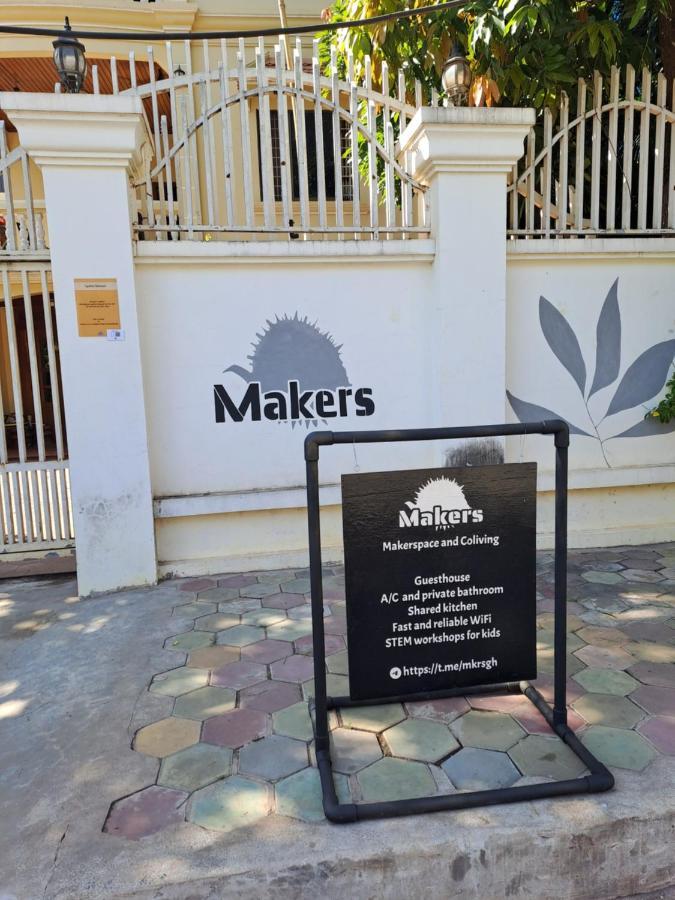 Makers Guesthouse Siem Reap Bagian luar foto