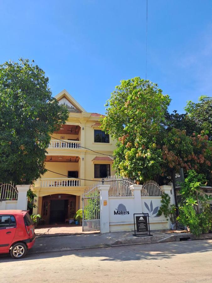 Makers Guesthouse Siem Reap Bagian luar foto