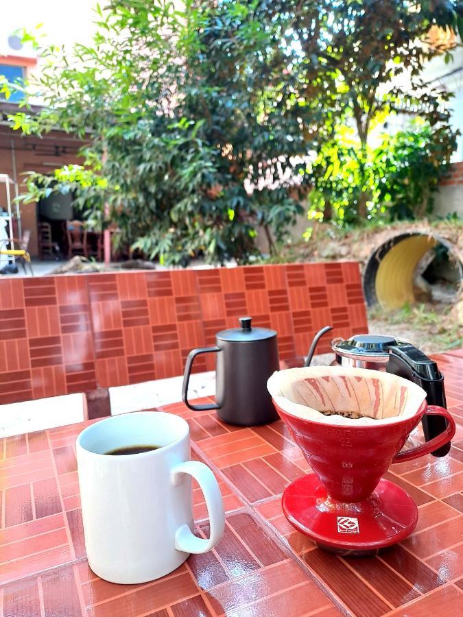 Makers Guesthouse Siem Reap Bagian luar foto